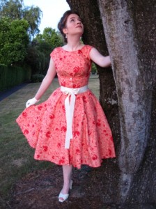 1950s-crinoline-dress vintage-1950s-butterick-dress