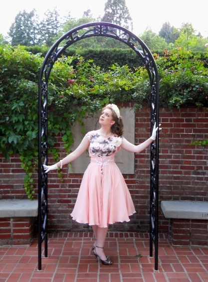 1950s-pink-vintage-dress vintage-1950s-party-dress-portrait