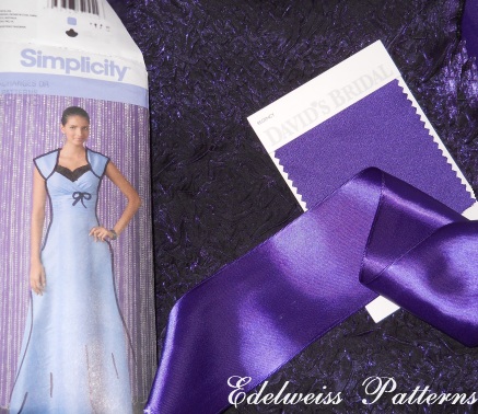 Royal purple makes such an elegant wedding color