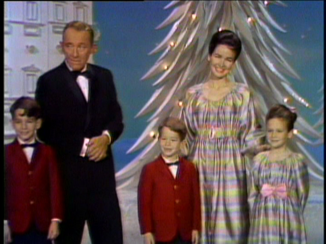 bing-and-kathryn-crosby-christmas-show-family-picture bing-crosby-christmas-specia-1960s-family