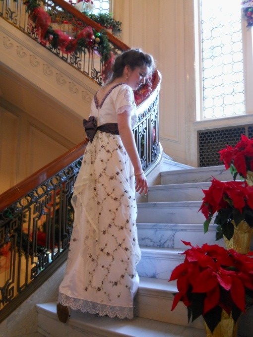 victorian-christmas-dress-in-a-mansion