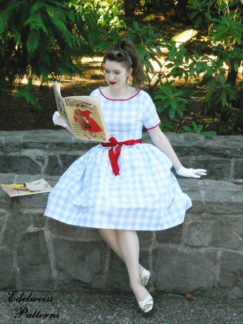 retro-1950s-dress