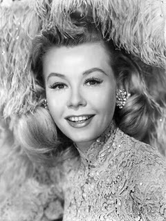 vera-ellen-lace-dress-white-christmas-film white-christmas-movie-picture-vera-ellen-feathers