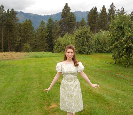 liesl's-curtain-dress-sound-of-music-costume